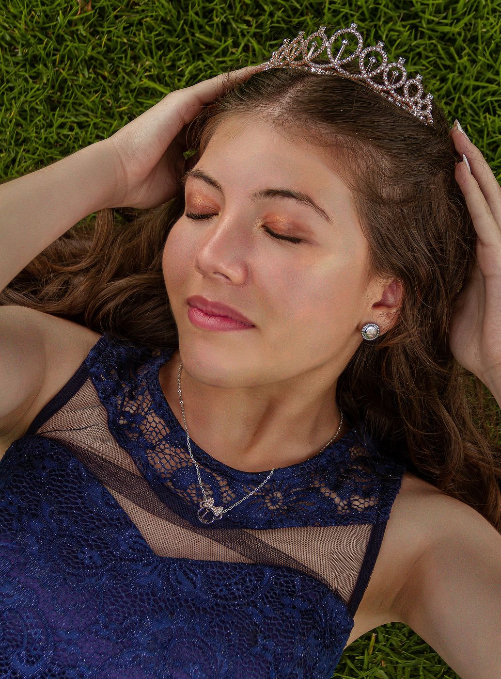 Quinceañera en jardín